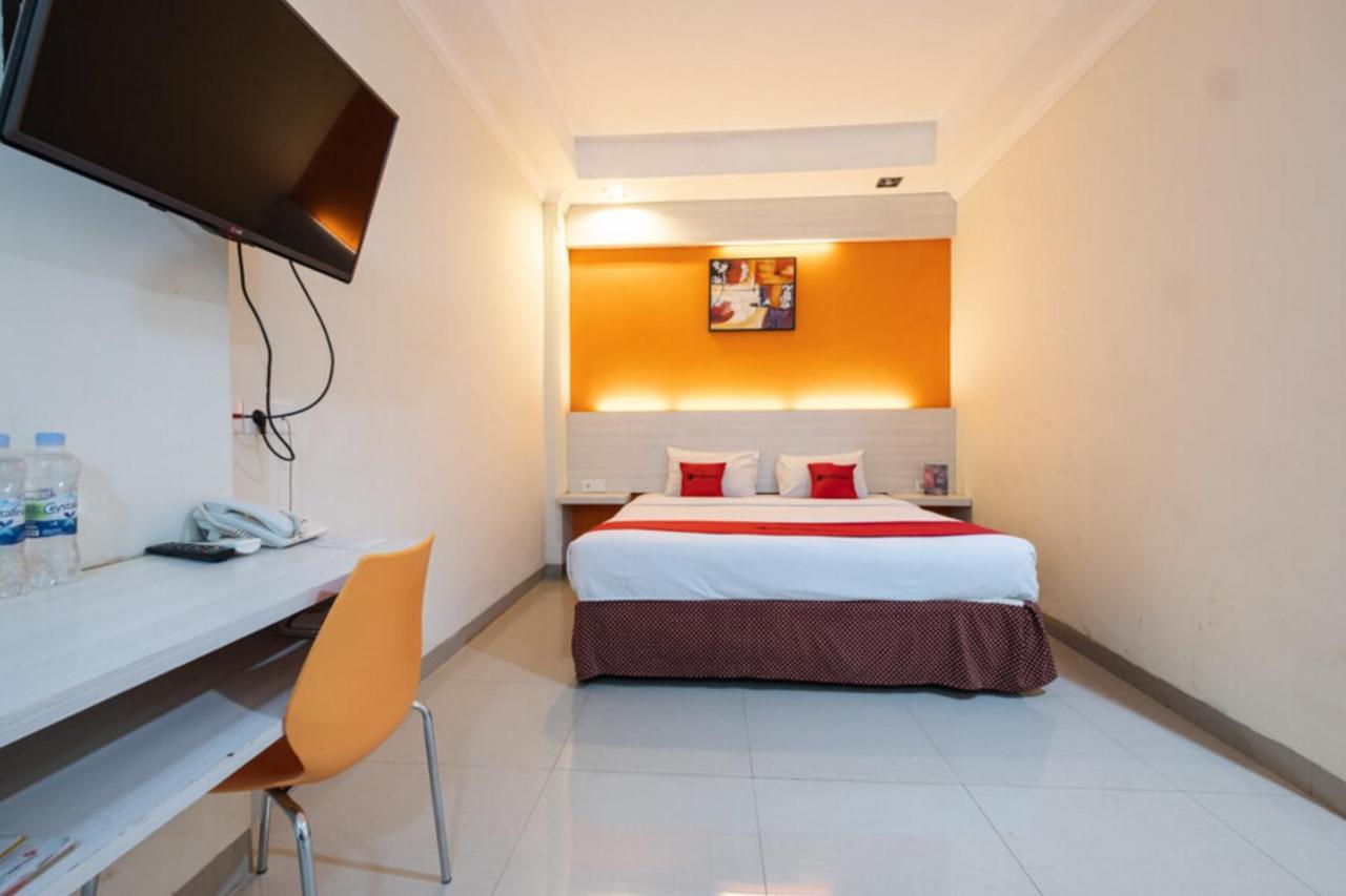 Reddoorz Plus @ Hotel Alden Macasar Exterior foto