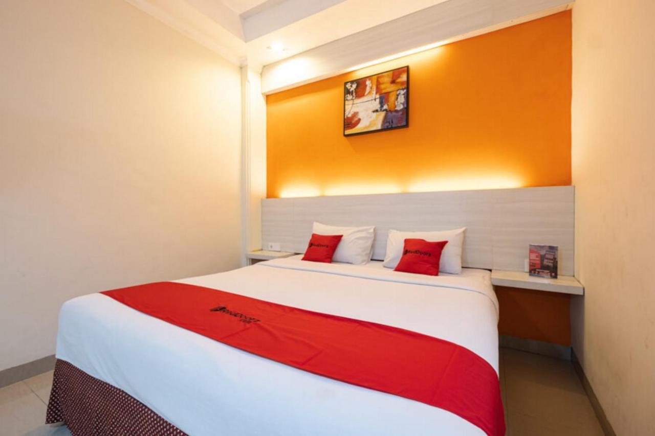 Reddoorz Plus @ Hotel Alden Macasar Exterior foto